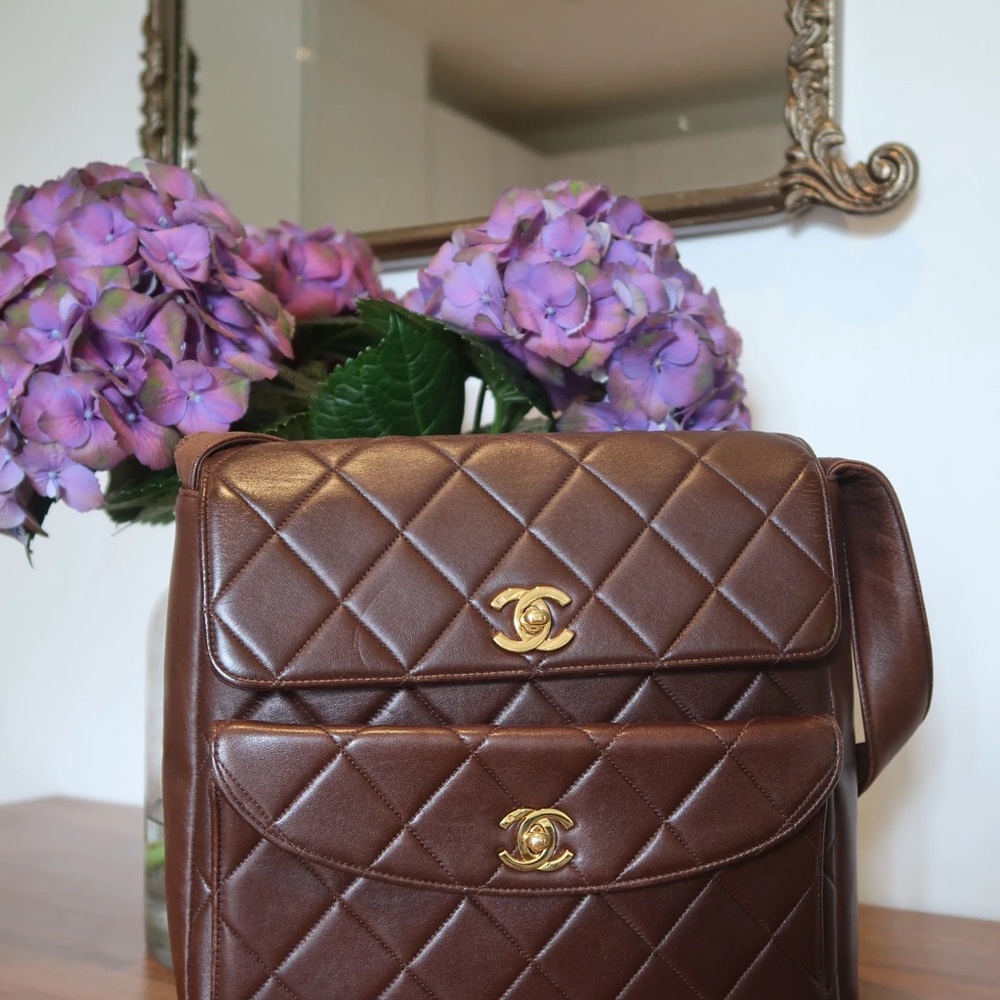 Rare Vintage Chanel Dark Brown Lambskin - Picture 2 of 3